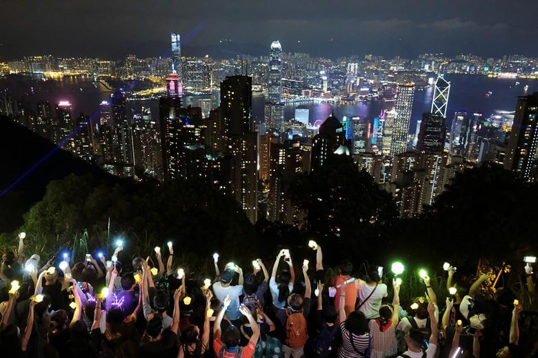 Митинг, призывающий к политическим реформам в Гонконге