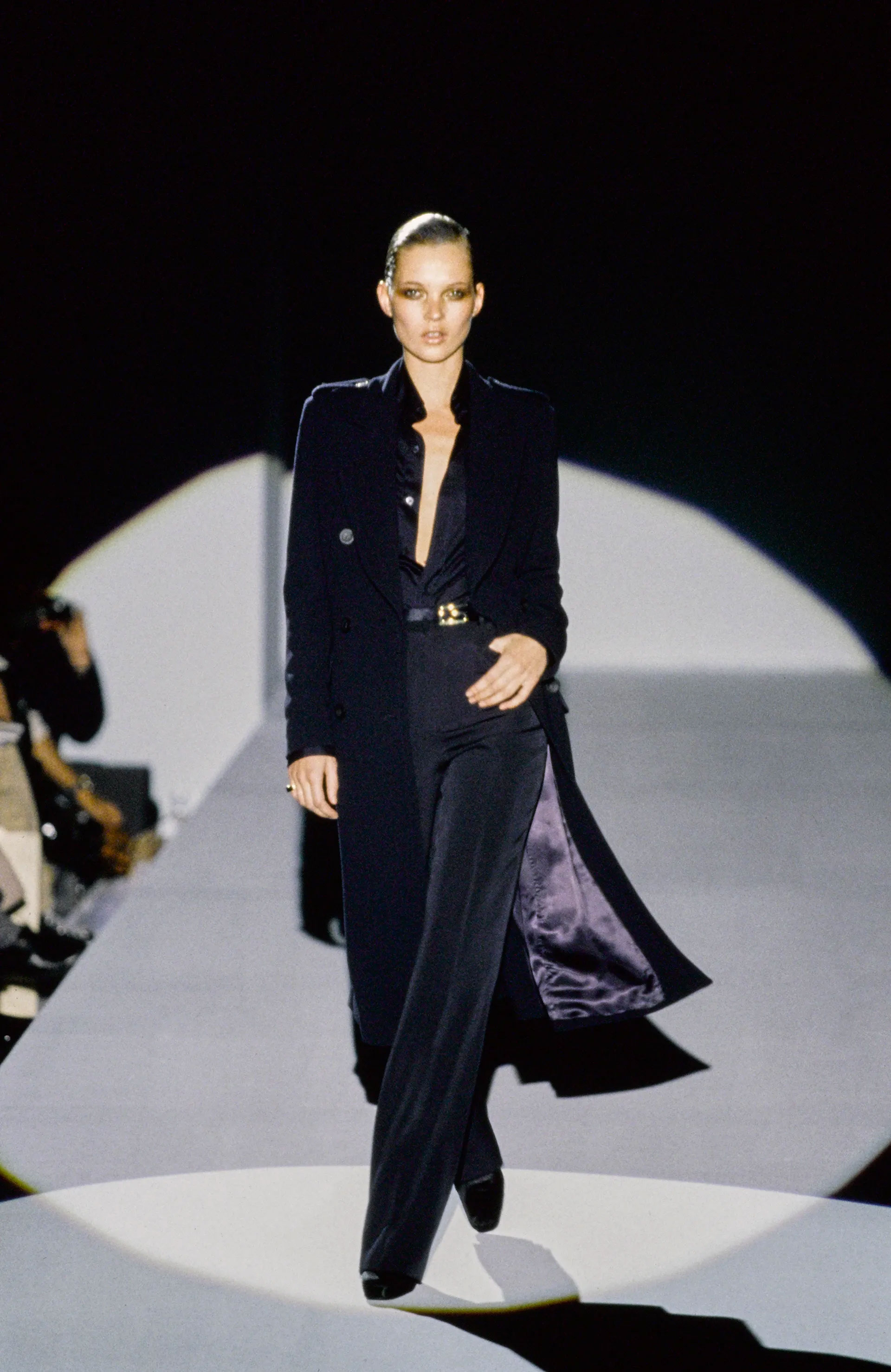 Кейт Мосс на показі Gucci осінь-зима 1996 часів Тома Форда