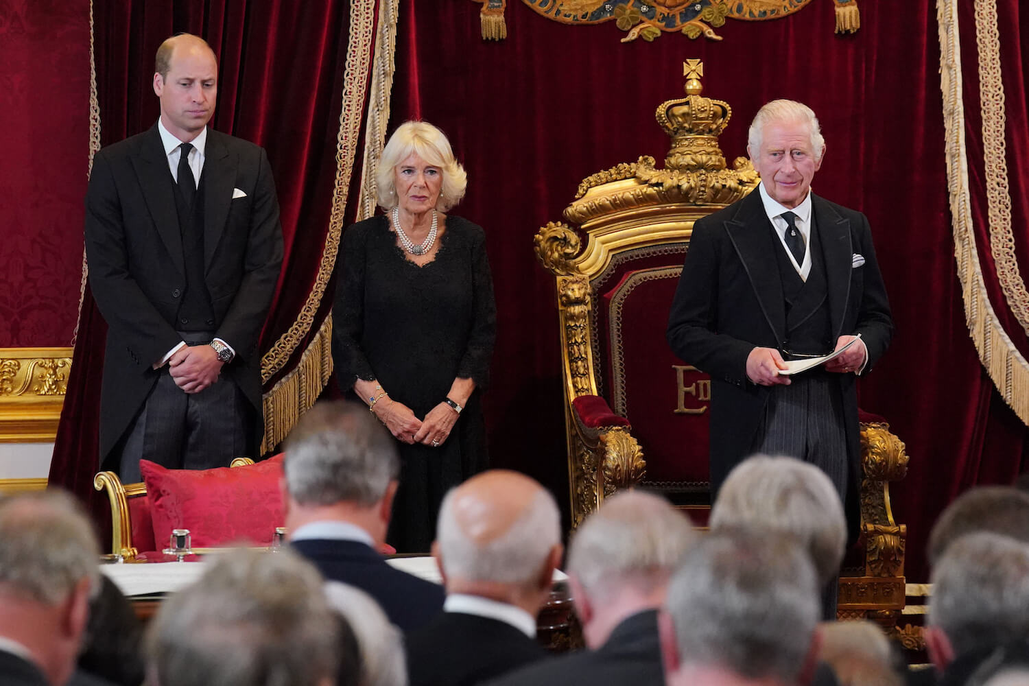 Чарльз III під час церемонії вступу на престол
