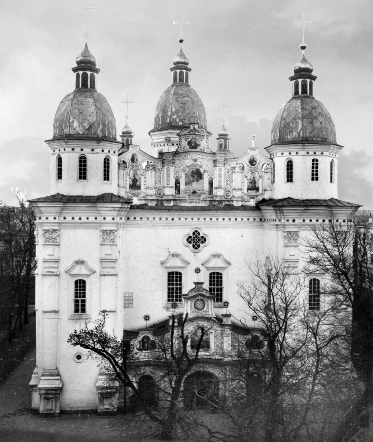 Західний фасад Богоявленського собору Братського монастиря. Фото кінця XIX століття