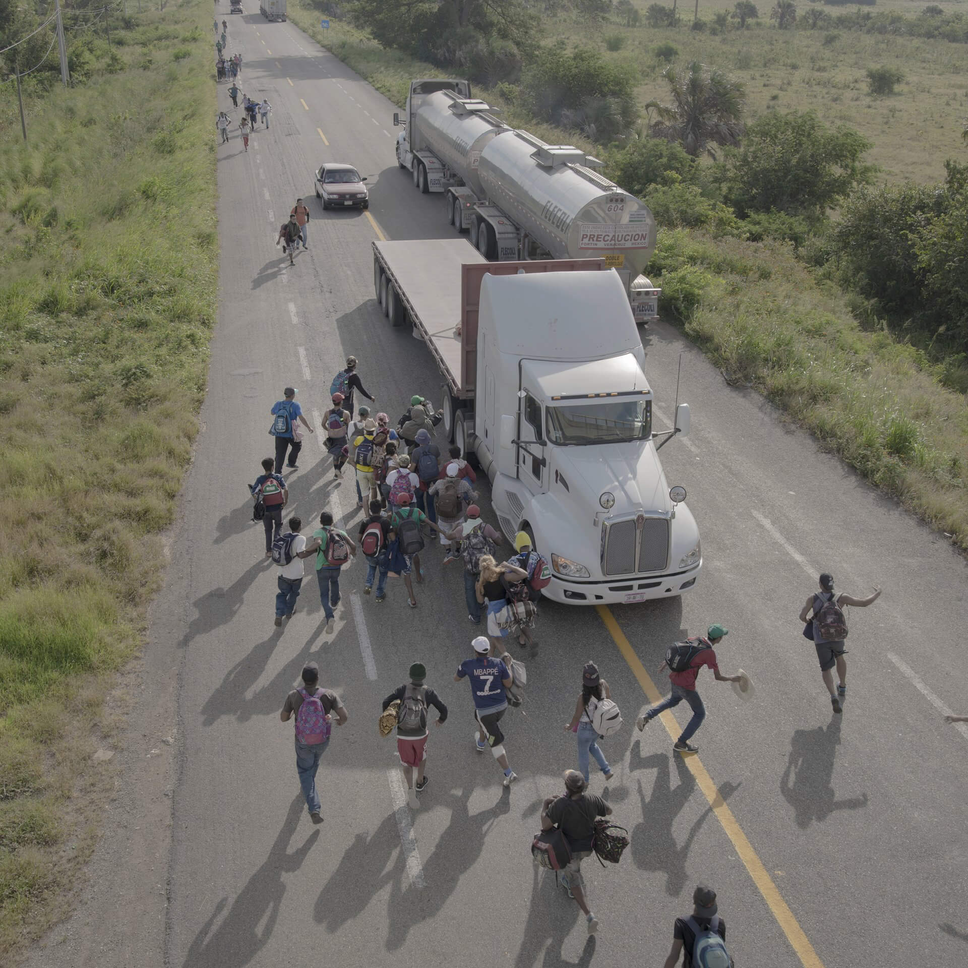 Фотосерия года: Караван мигрантов