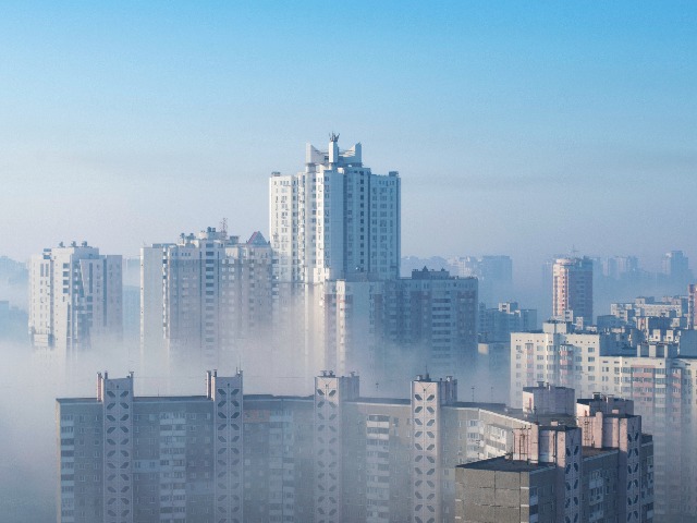 Внаслідок війни Київ увійшов до топ-10 міст світу з найзабрудненішим повітрям