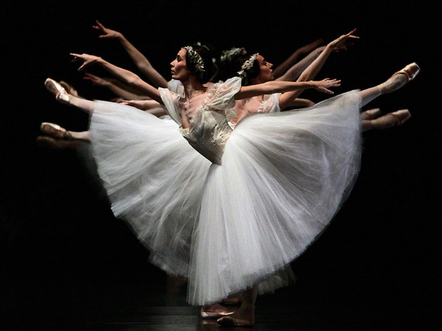 История балета "Жизель", который ставят на разных сценах мира вот уже 180 лет