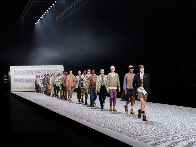 Памяти битников: смотрите показ коллекции Dior Men осень-зима 2022