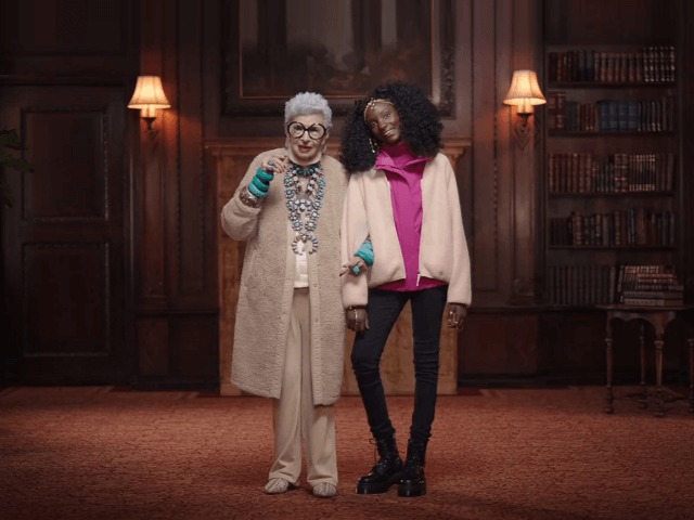 98-летняя Айрис Апфель снялась в рекламе юбилейной коллекции Uniqlo