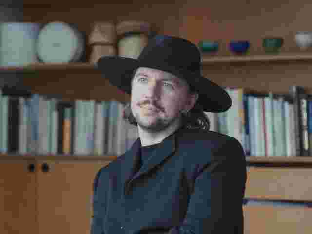 Українська мода під час війни: SKVOT представить документальний фільм «Весна-Літо»