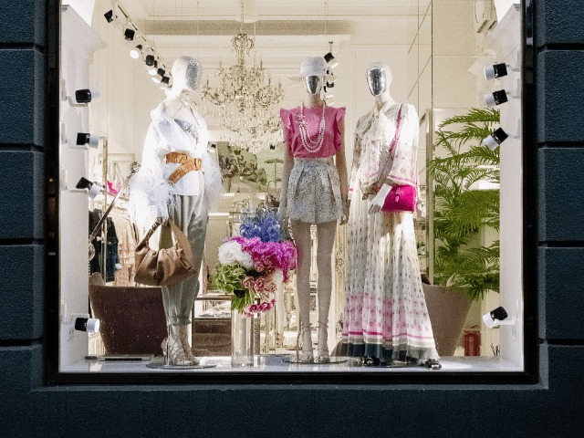 Domino Group и tête fleurs открыли новый шопинг-сезон в Пассаже