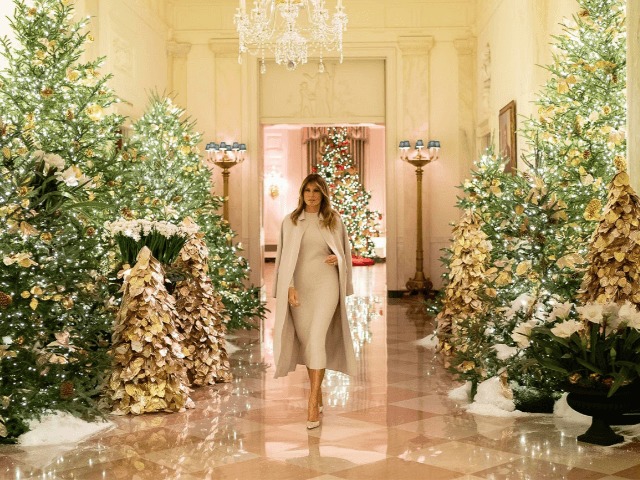 Смотрите: Мелания Трамп украсила Белый дом к Рождеству