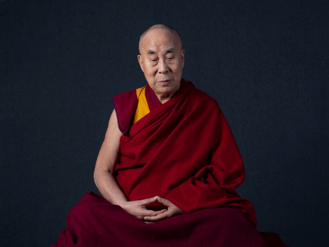 Альбом дня: Мантры и духовные песни Inner World Далай-ламы