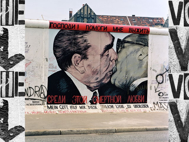 В Германии разработали шрифт на основе надписей с Берлинской стены