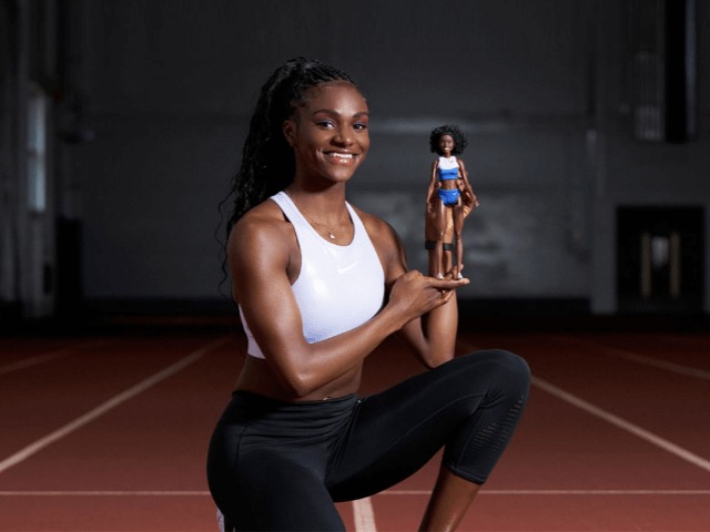 Mattel выпустили куклу Барби в честь самой быстрой легкоатлетки мира Дайны Эшер-Смит
