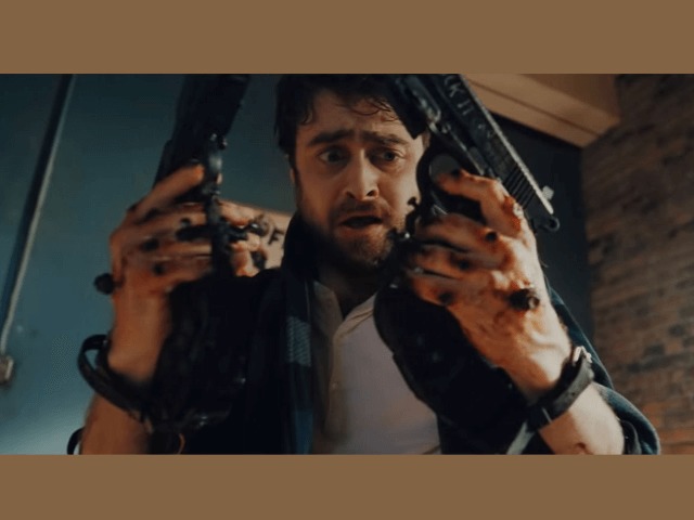 Смотрите: Дэниел Рэдклифф с руками-пистолетами в трейлере фильма "Безумный Майлз"