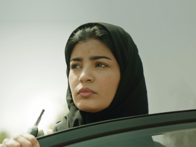 В Саудовской Аравии женщины добились права жить и путешествовать самостоятельно