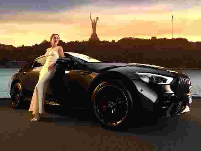 «Разом з тобою»: Mercedes-Benz Україна презентували рекламну кампанію з Еліною Світоліною