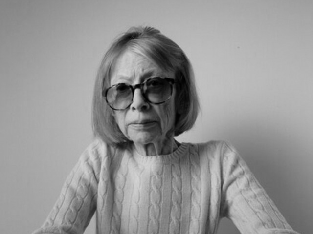 Умерла писательница и журналистка Джоан Дидион. Ей было 87 лет