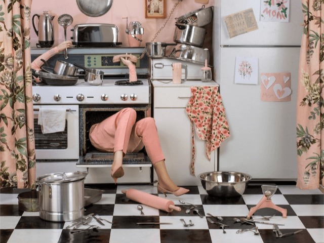 Дом в аренду: Художница Пэтти Кэрролл посвятила серию фотографий трудностям переезда 