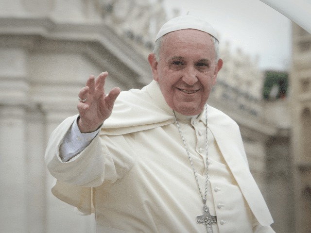 "Они дети божьи". Впервые Папа Римский поддержал закон о ЛГБТ-браках