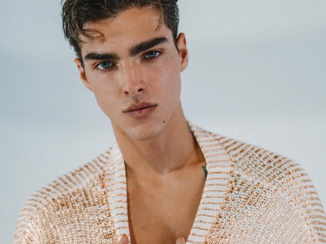 «Об’єкт спостереження»: фешн-знімання L’Officiel Hommes