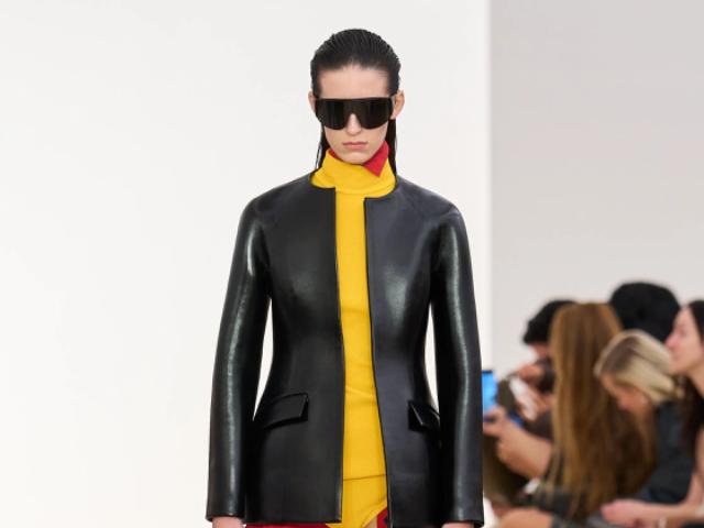 Кольорова геометрія: дебют Джека Маккалоу та Лазаро Ернандеса в Loewe