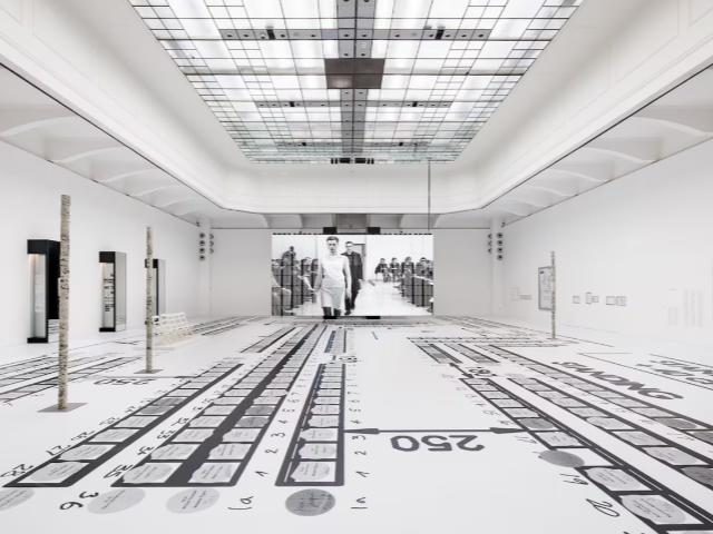 У Відні відкрилась перша масштабна ретроспектива дизайнера Гельмута Ланга 