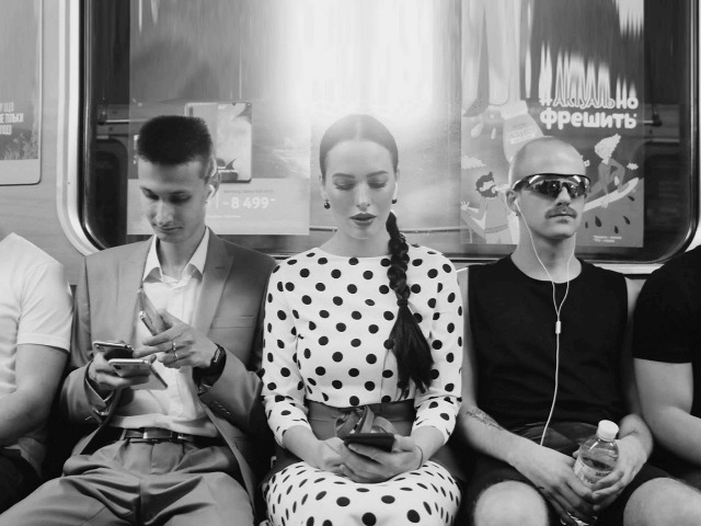 Даша Астафьева сняла короткометражку о киевском метро