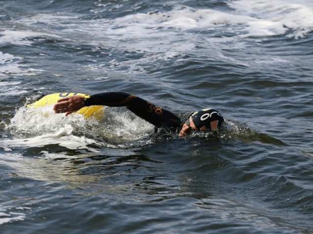 Спортсмен проплив 980 кілометрів по Дніпру, аби привернути увагу до забруднення річки