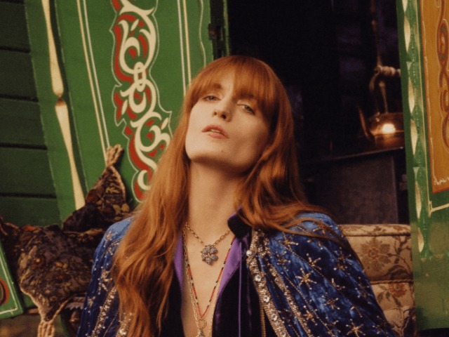 Слушайте: Florence and the Machine выпустили новую песню Light of Love