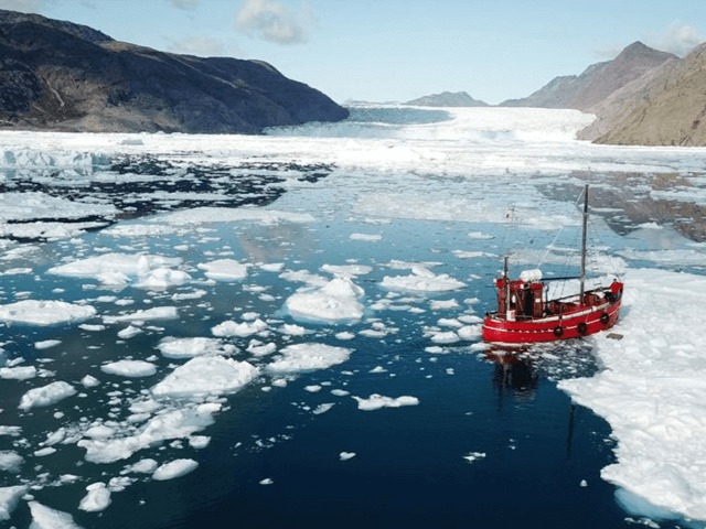 Ледники Гренландии тают в 7 раз быстрее по сравнению с 90-ми годами