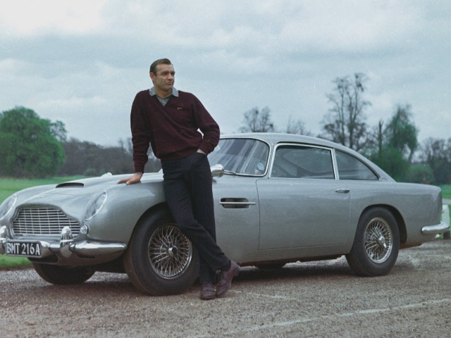 25 лет спустя: В США нашли украденный автомобиль Aston Martin из фильма "Джеймс Бонд" 1962 года