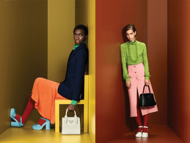 4 комнаты и color-blocking: Prada представили лукбук коллекции Pre-Fall – 2020