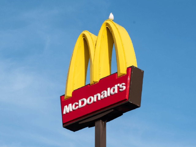 McDonald's будут продавать бургеры и завтраки на основе растительного мяса