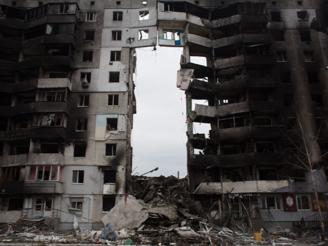Замість міста — руїни та звалища сміття: Як виглядає Бородянка після відступу рашистів