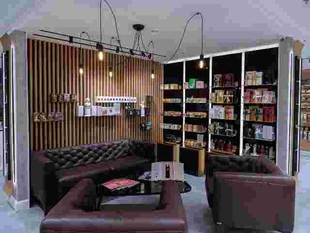 JAN у «Леонардо»: оновлений простір, де аромат стає досвідом